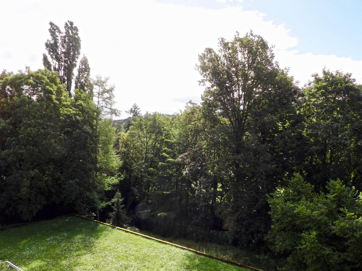 Moderne Ferienwohnung Nahe Swr Und Golfplatz Baden-Baden Exterior foto